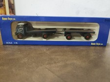 D-93 Base-Toys Pickfords AEC