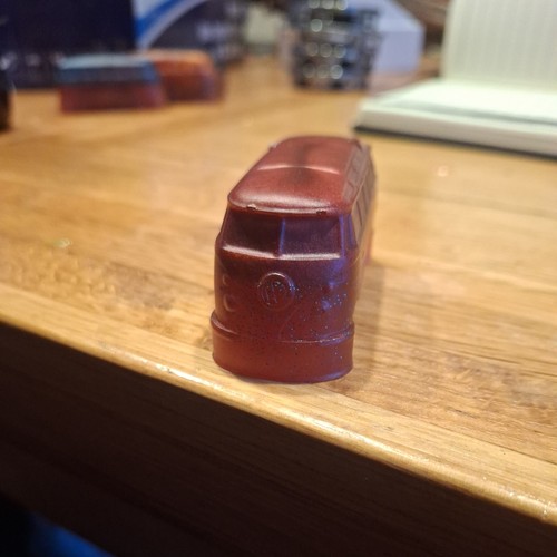 Splitty resin cast - splitty,