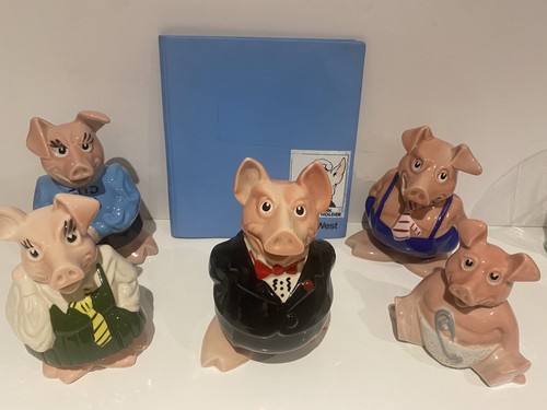 Natwest bank pigs family full - natwest,