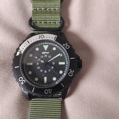 Diver style field watch 40mm - field,