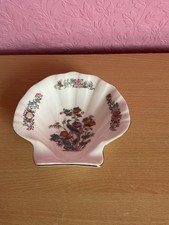 Wedgewood Kutani Crane Shell shape Dish