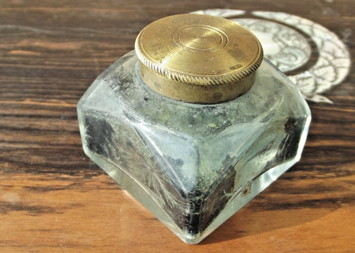 Writing slope box inkwell - , 43