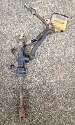 Triumph sprint 1050 - triumph, brake