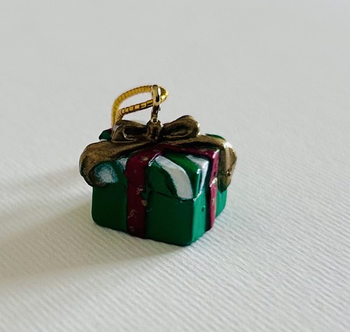 Avon vintage advent calendar - vintage,