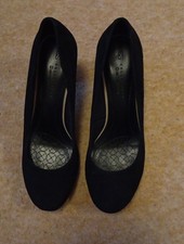 Ladies Marks And Spencer Size 6.6  Insolia Black Suede Court Shoes