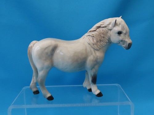 Royal doulton figurine grey - doulton,