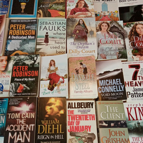 Fiction paperback bundle 20 - -,