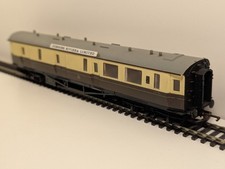 Airfix 54209 OO Gauge GWR Centenary Brake CoachChocolate & Cream Livery