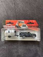 1:64 Land Rover Defender And