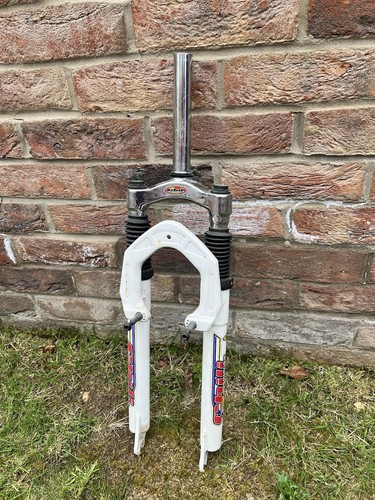 Mountain bike suspension fork - suspension,