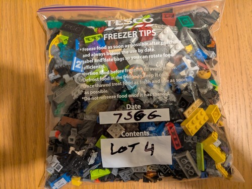 Lego random bundle 750g job - lego,