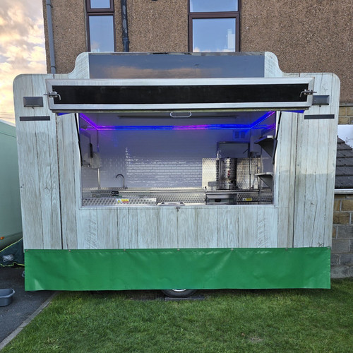 Catering trailer fully lpg - lpg, set