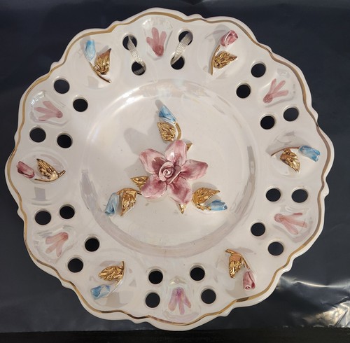 Capodimonte style plate