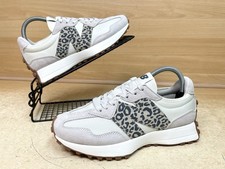 New Balance 327 Trainers - Sea