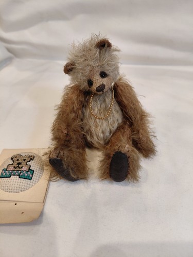 Vintage artisan lilian trig - vintage,