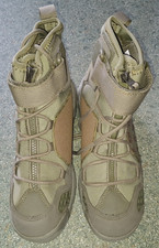 MAGNUM WATERSPIDER TACTICAL COMBAT STYLE BOOTS, SIZE 7, NEW