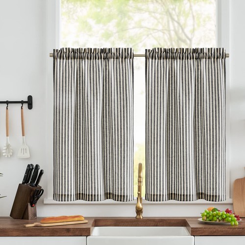Black striped kitchen - striped,