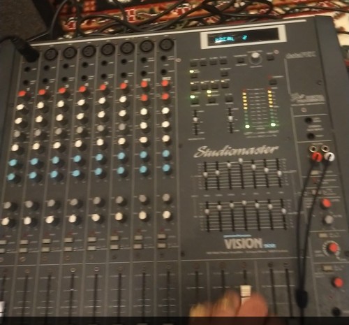 Studiomaster vision 900 - studiomaster,