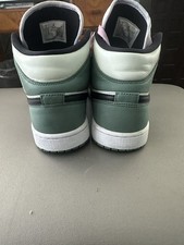 Air Jordan 1 Mid SE Dutch