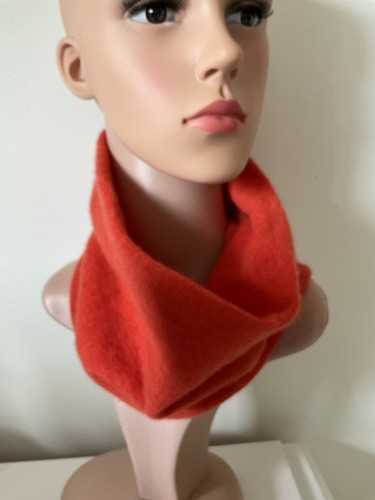 100 cashmere redbone snood - 100%,