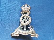 The Labor Corp cap badge.