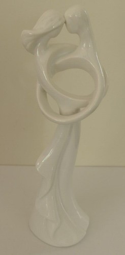 Enesco circle love loving - love,