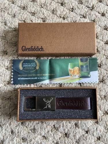 Glenfiddich pure malt - pure, brown