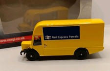 CORGI TRACKSIDE 1.76  DG174013 BMC Noddy Van British Rail OO GAUGE