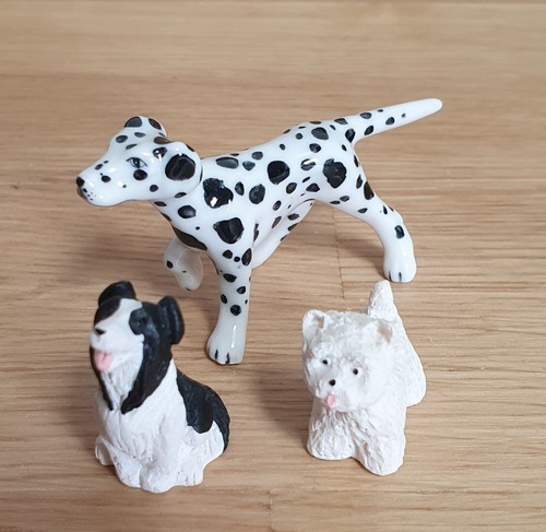 Dolls house miniatures dogs - dolls,