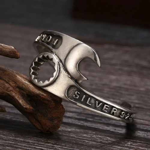 Adjustable motorcycle chain - motorcycle,