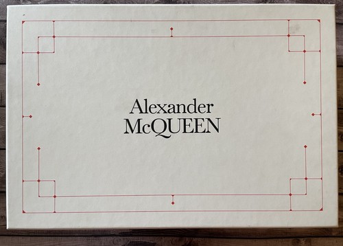 Authentic alexander mcqueen - authentic,
