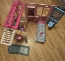 Barbie Dollhouse Portable 1- Story House Playset With Pool And Accessories