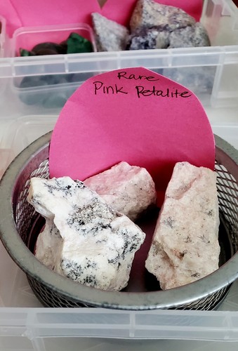 Pink petalite rough - petalite,