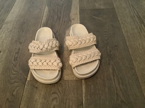 Russell bromley twister - &,