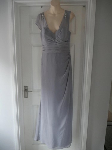 Grey ball gown true - ball,