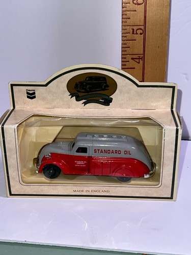 Diecast 1935 streamline gas - streamline,