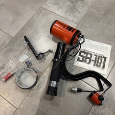 Nikon Nikonos SB-101  speed