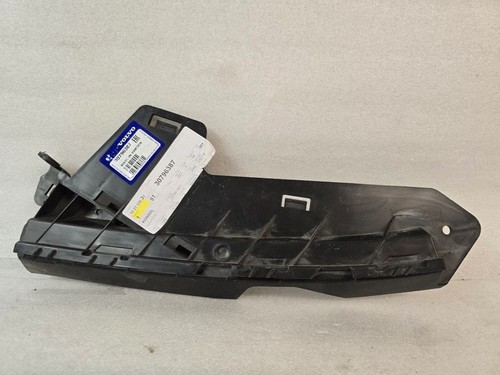 Volvo v70 2010 left - 2010, front