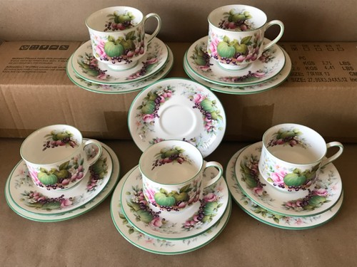 Royal albert village - , green