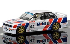 Scalextric C3782 BTCC BMW E30