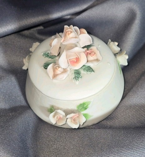 Vintage porcelain trinket box - vintage,