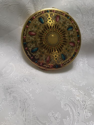 Vintage kigu powder compact - kigu,