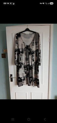 Windsmoor monochromatic loose