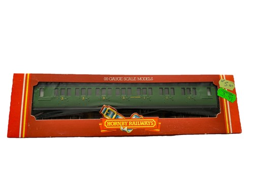 Hornby r486 composite coach - r486, sr