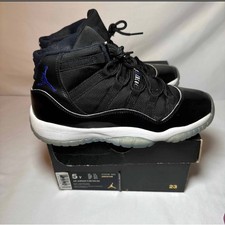 Size 5 - Nike Air Jordan 11