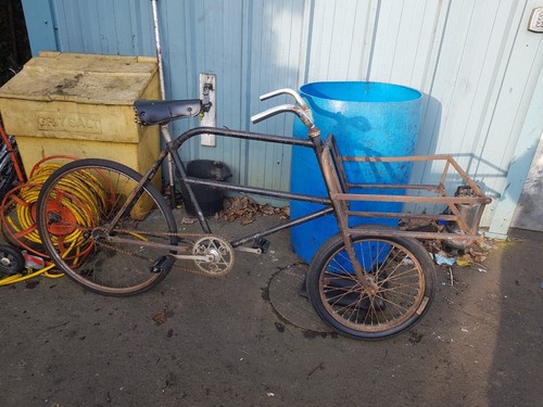 Butcher bike come bread - butcher's,