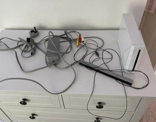 Nintendo wii white console - nintendo,