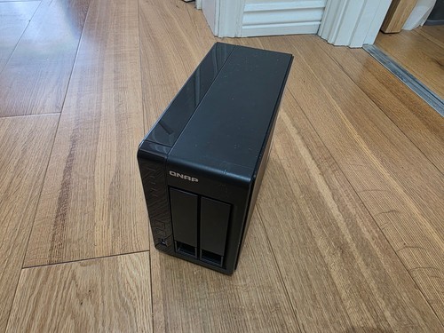 Qnap 251 bay desktop - qnap,