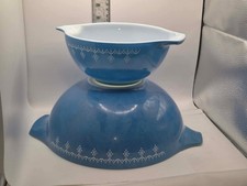Pyrex Blue Snowflake / Garland