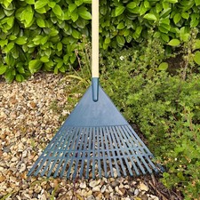 Plastic Garden Rake for Leaves